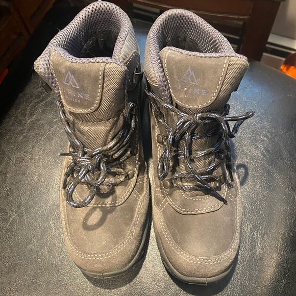 COPY - Alpine Hiking Boots - Picture 2 of 2